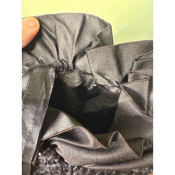 Antique 1920's Curly black lambs wool hand Muff Warmer - Picture 12 of 14